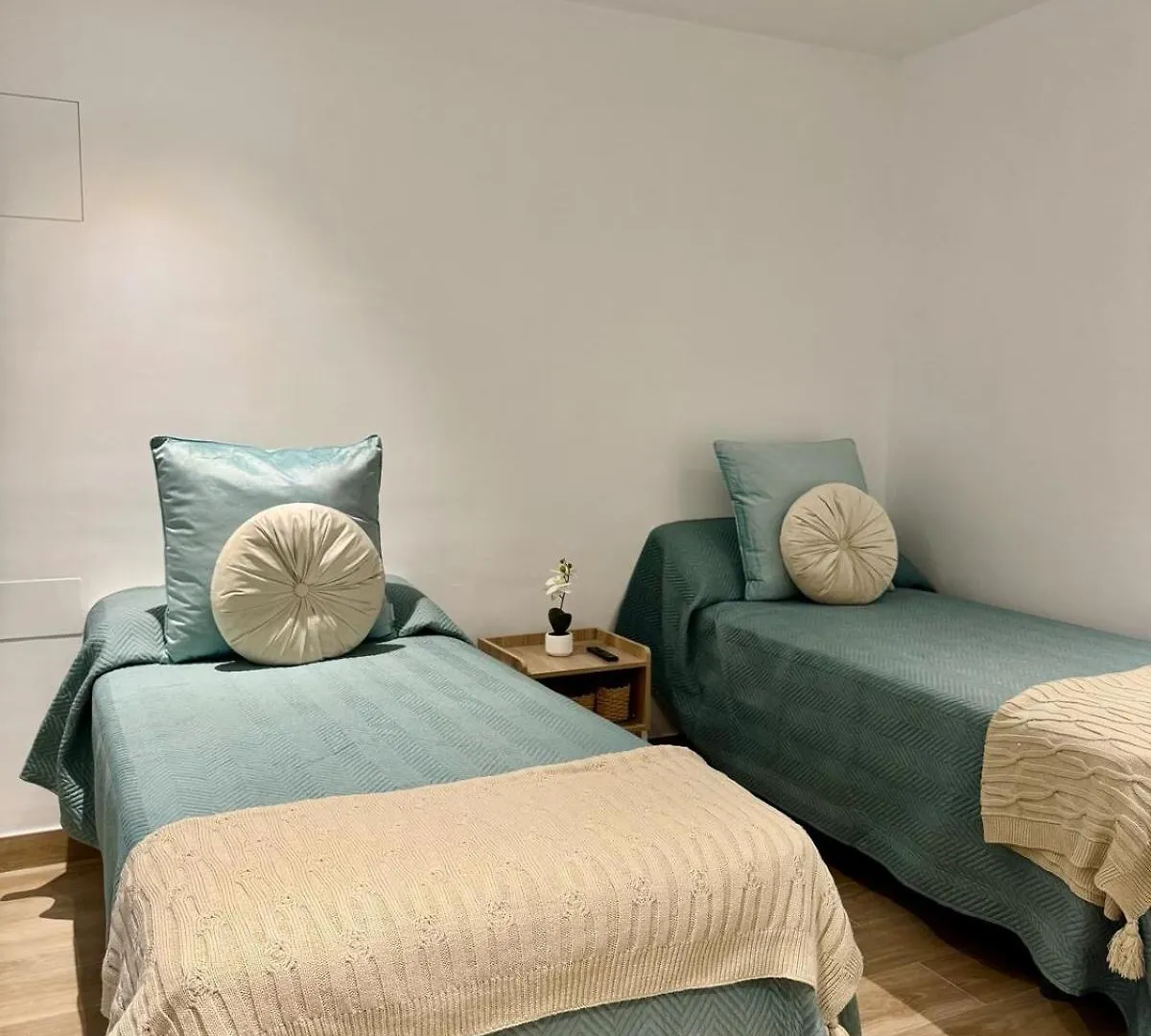 Apartment Apartamento Las Flores 4 Marbella